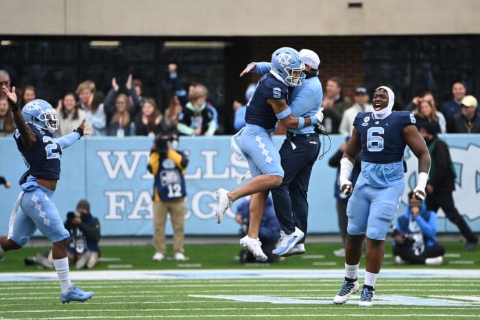 Silver (6) pictured on right